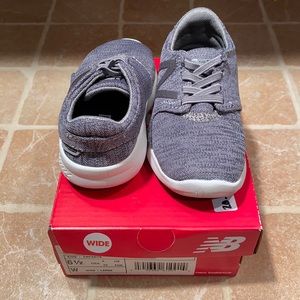 New Balance 6.5c wide sneakers